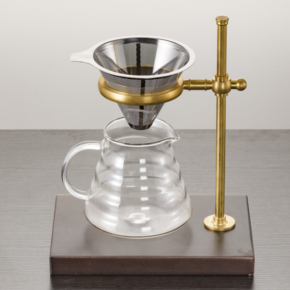 Reusable Stainless Steel Drip Tray In The Shape Of a Cone, Double-Layer Strainer Basket For Coffee Preparation.